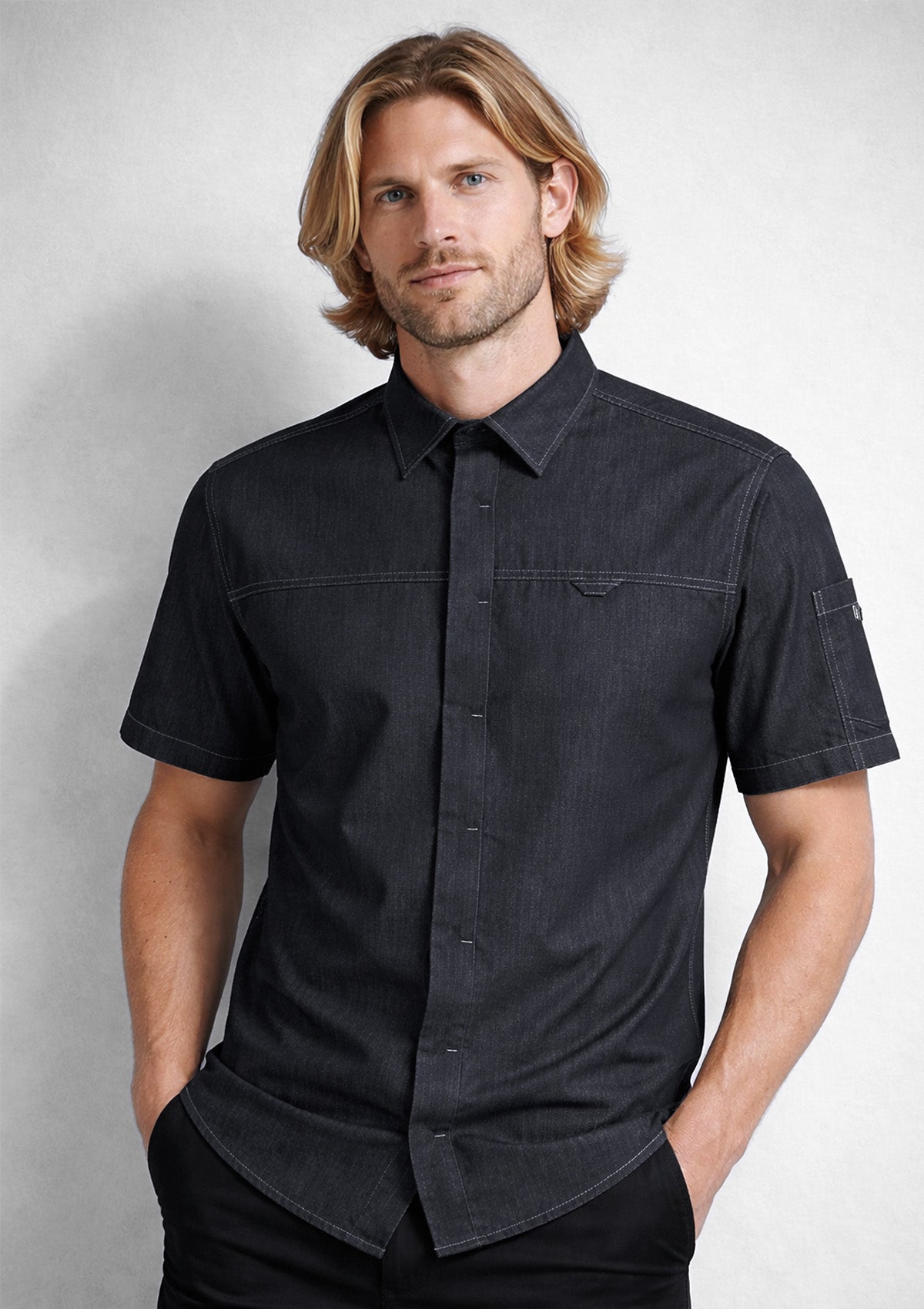 Men's Service Shirt in Modern Fit Short Sleeves